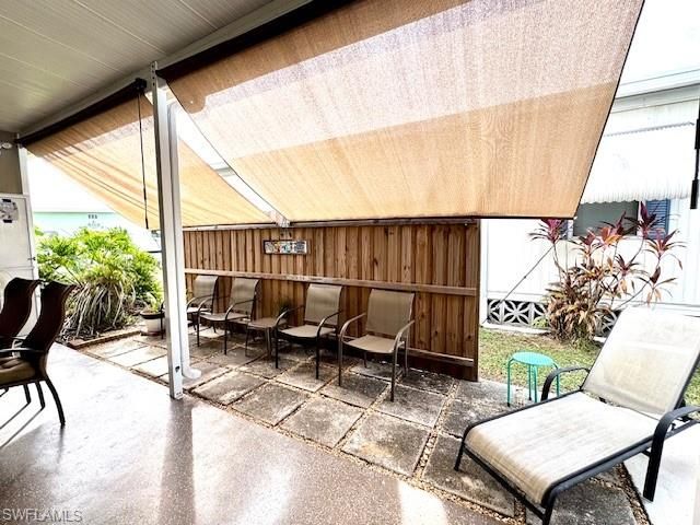 5520 Colonial RD, North Fort Myers, FL 33917