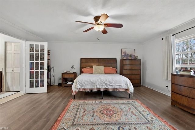 9 Fallmeadow CT, Hampton, VA 23666