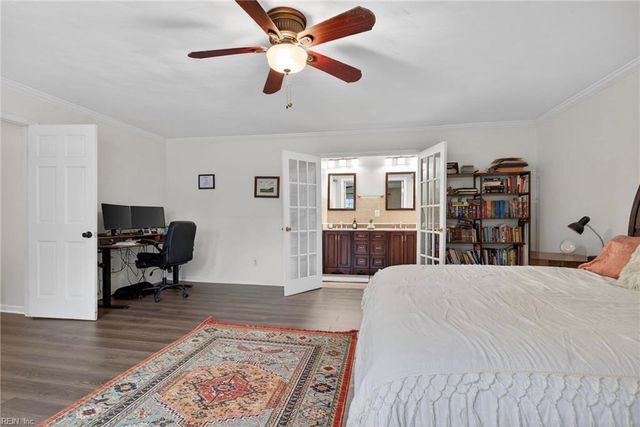 9 Fallmeadow CT, Hampton, VA 23666