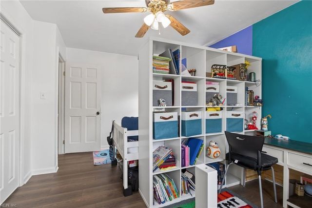 9 Fallmeadow CT, Hampton, VA 23666