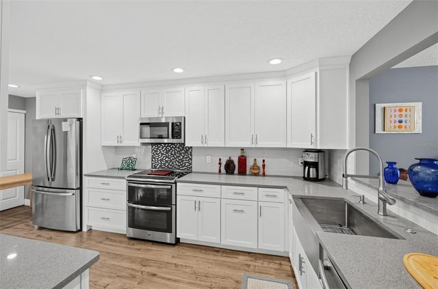 160 CAROLWOOD BOULEVARD, Fern Park, FL 32730