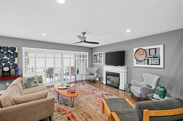160 CAROLWOOD BOULEVARD, Fern Park, FL 32730