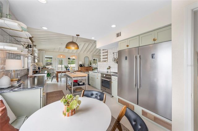 905 FAIRLINGTON DRIVE, Lakeland, FL 33813