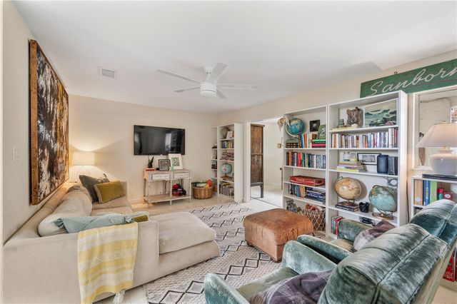 905 FAIRLINGTON DRIVE, Lakeland, FL 33813