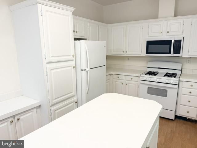 7500 COVE POINT WAY, Elkridge, MD 21075