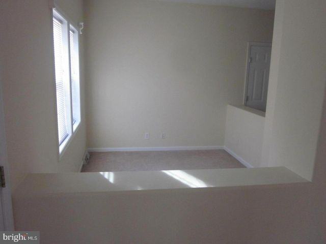 7500 COVE POINT WAY, Elkridge, MD 21075
