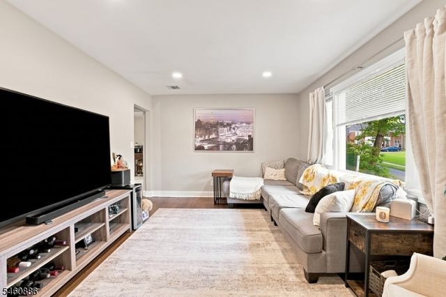 212 Hancox Ave, Nutley Twp., NJ 07110