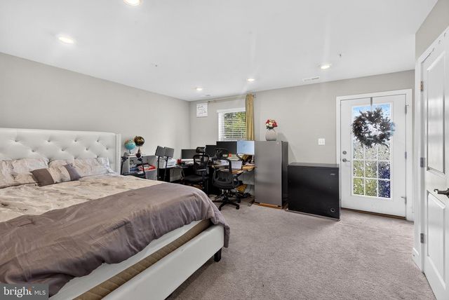 1406 CLINGMANS DOME DR, Frederick, MD 21702