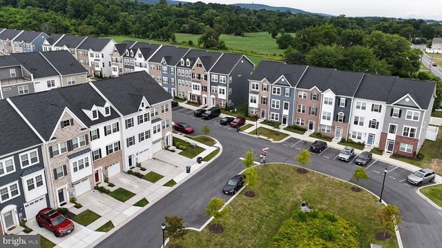 1406 CLINGMANS DOME DR, Frederick, MD 21702