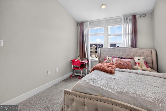 1406 CLINGMANS DOME DR, Frederick, MD 21702