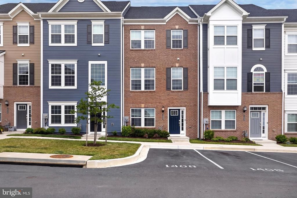 1406 CLINGMANS DOME DR, Frederick, MD 21702