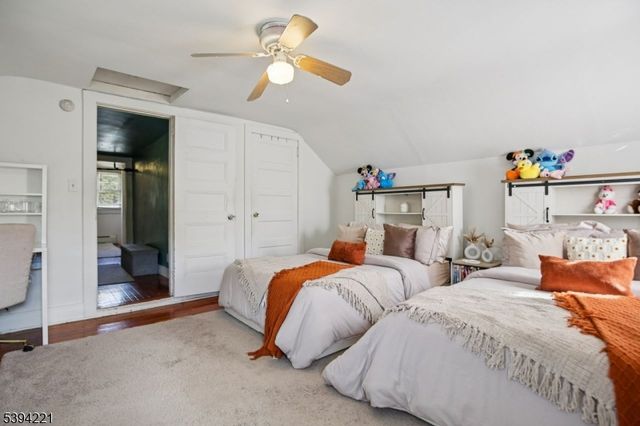 369 Queens Ct, Ridgewood Village, NJ 07450