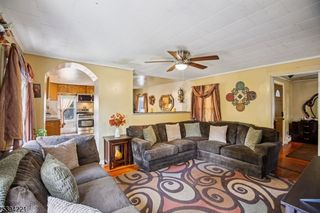 369 Queens Ct, Ridgewood Village, NJ 07450