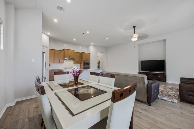 1124 Stetson Hat TRL, Georgetown, TX 78628