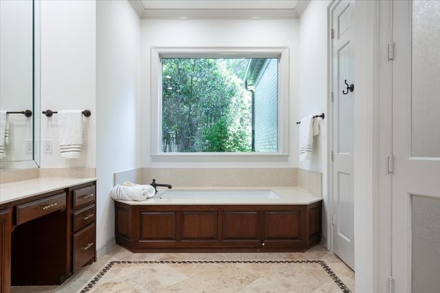 5708 Broken Wood Court, Plano, TX 75093