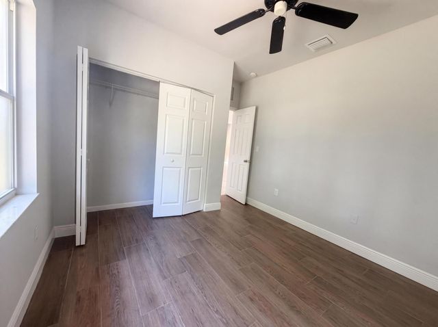 453 N Deerfield Avenue, Deerfield Beach, FL 33441