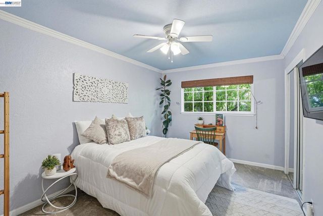 5633 San Antonio St, Pleasanton, CA 94566