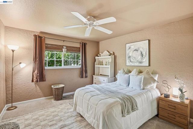 5633 San Antonio St, Pleasanton, CA 94566
