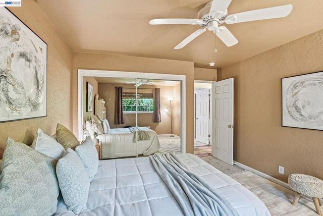 5633 San Antonio St, Pleasanton, CA 94566