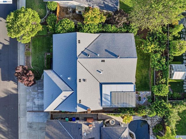 5633 San Antonio St, Pleasanton, CA 94566