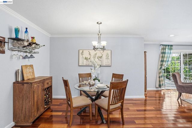 5633 San Antonio St, Pleasanton, CA 94566