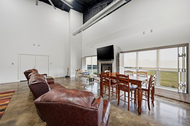 82 CR 2112, Gainesville, TX 76240