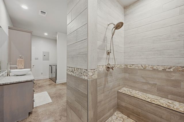 82 CR 2112, Gainesville, TX 76240