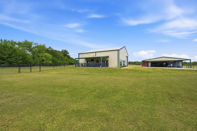 82 CR 2112, Gainesville, TX 76240