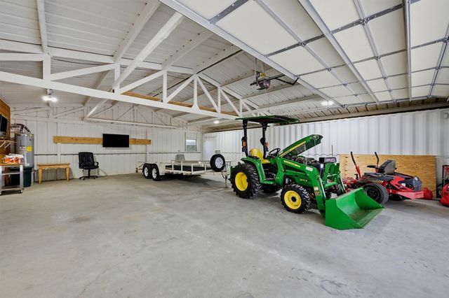 82 CR 2112, Gainesville, TX 76240