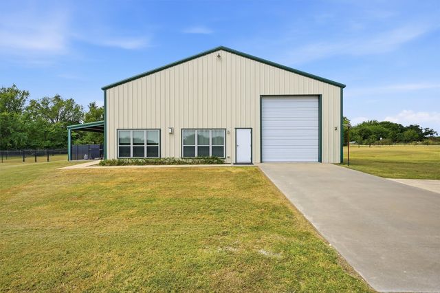 82 CR 2112, Gainesville, TX 76240