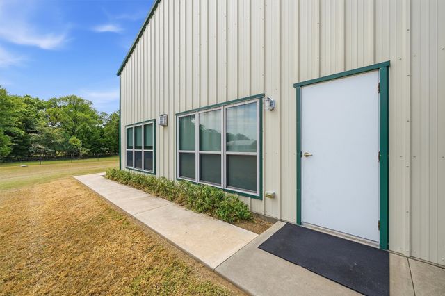 82 CR 2112, Gainesville, TX 76240