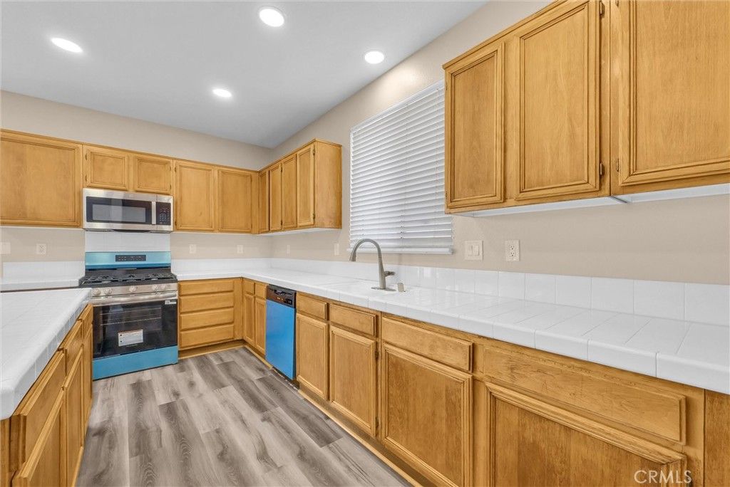 Image 14 of property listing at 15100 Alexandria Street, Adelanto, CA 92301