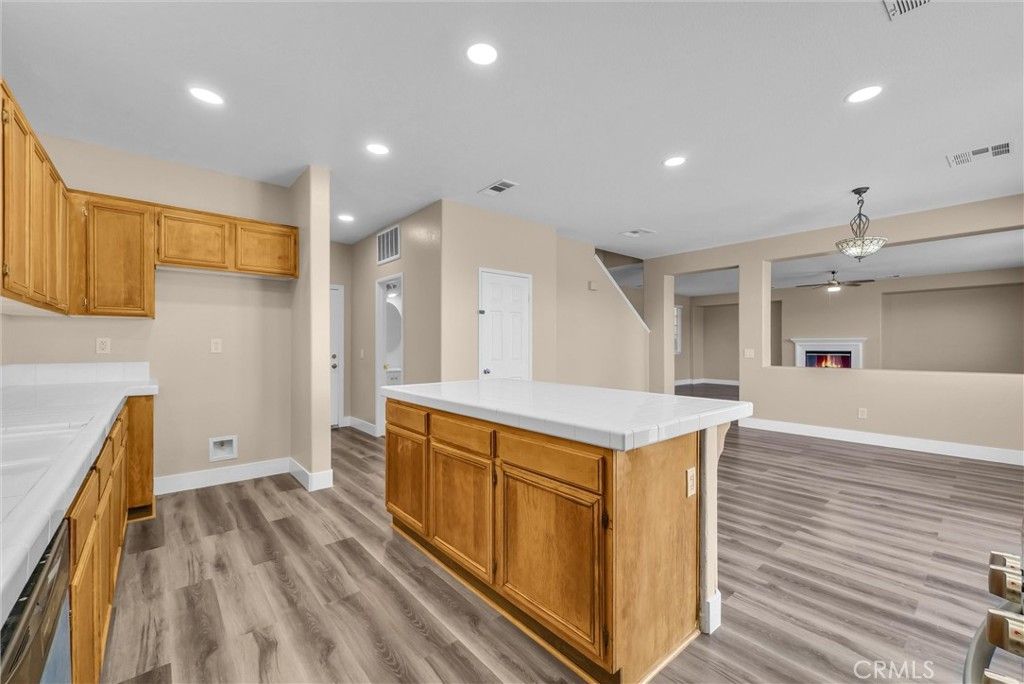 Image 16 of property listing at 15100 Alexandria Street, Adelanto, CA 92301