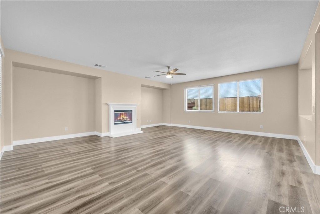 Image 9 of property listing at 15100 Alexandria Street, Adelanto, CA 92301