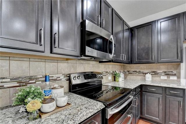 2162 Crestridge Trail NE, Atlanta, GA 30329