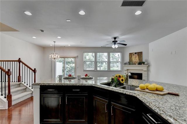 2162 Crestridge Trail NE, Atlanta, GA 30329