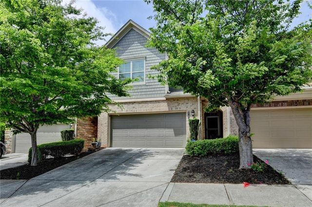 2162 Crestridge Trail NE, Atlanta, GA 30329