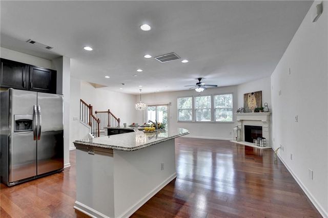 2162 Crestridge Trail NE, Atlanta, GA 30329