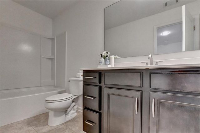2162 Crestridge Trail NE, Atlanta, GA 30329