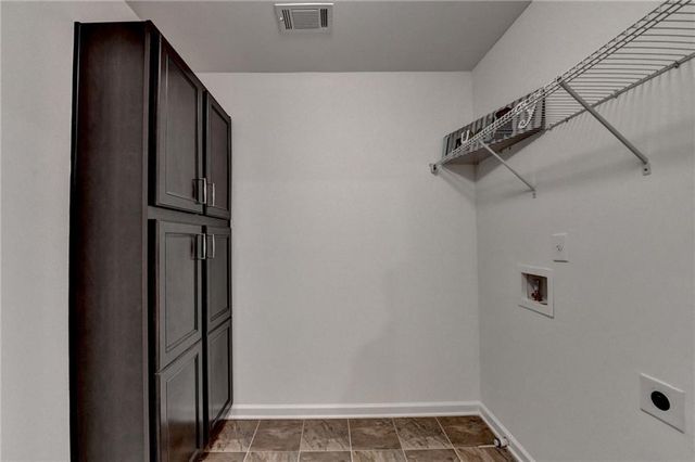 2162 Crestridge Trail NE, Atlanta, GA 30329