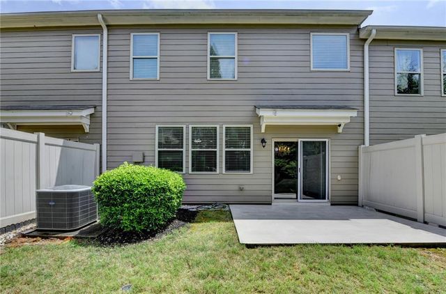 2162 Crestridge Trail NE, Atlanta, GA 30329
