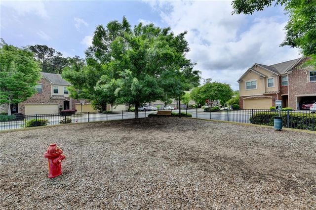 2162 Crestridge Trail NE, Atlanta, GA 30329