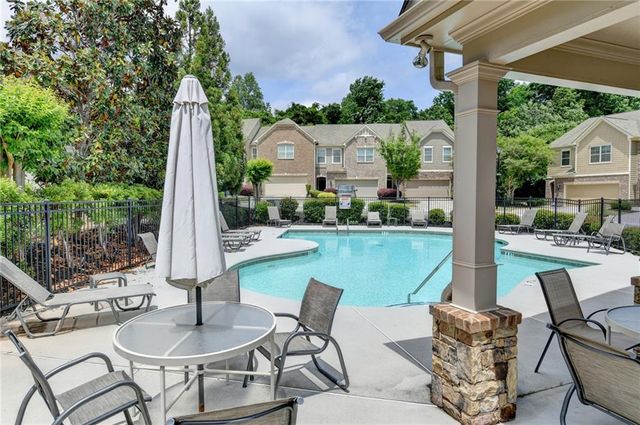 2162 Crestridge Trail NE, Atlanta, GA 30329