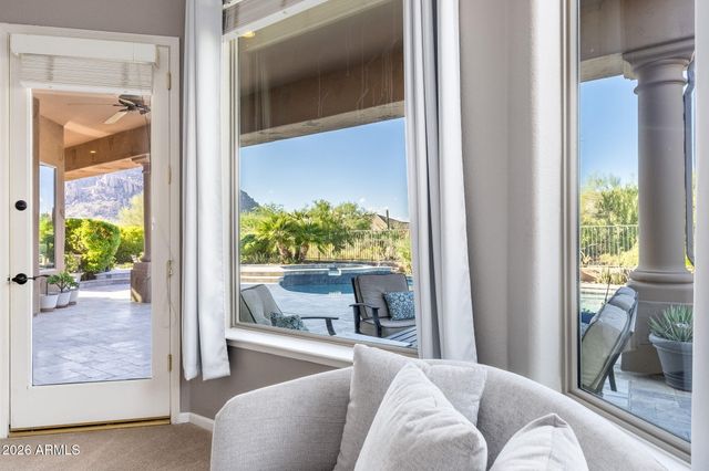11698 E PARKVIEW Lane, Scottsdale, AZ 85255