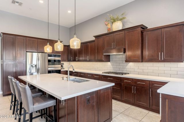 11698 E PARKVIEW Lane, Scottsdale, AZ 85255