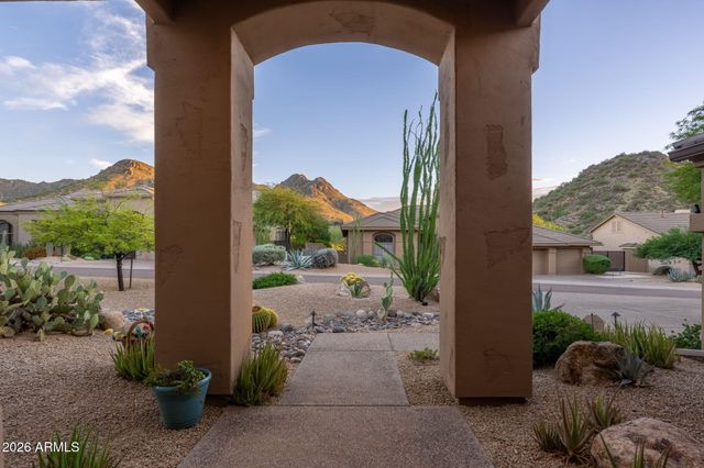 11698 E PARKVIEW Lane, Scottsdale, AZ 85255
