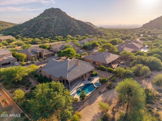 11698 E PARKVIEW Lane, Scottsdale, AZ 85255