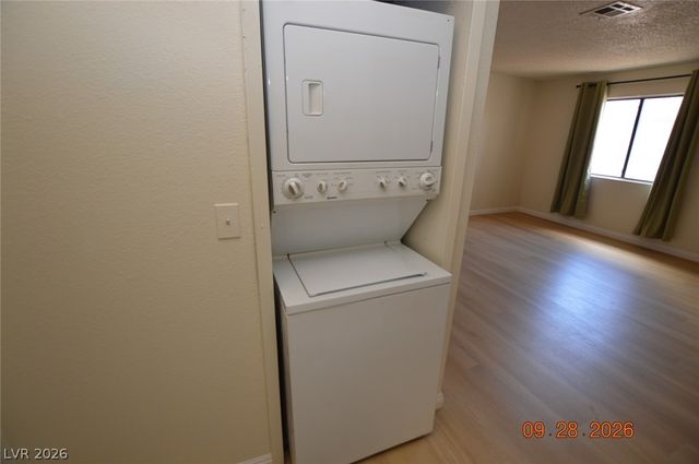 4300 North Lamont Street 269, Las Vegas, NV 89115