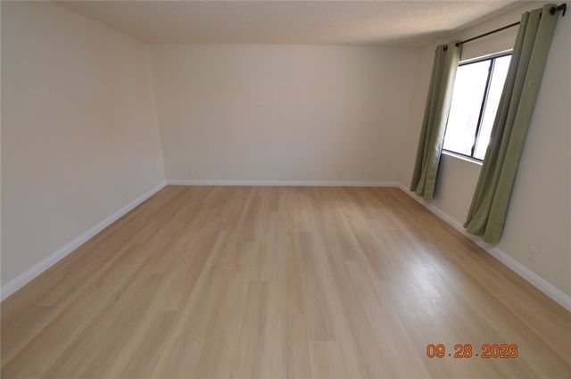 4300 North Lamont Street 269, Las Vegas, NV 89115