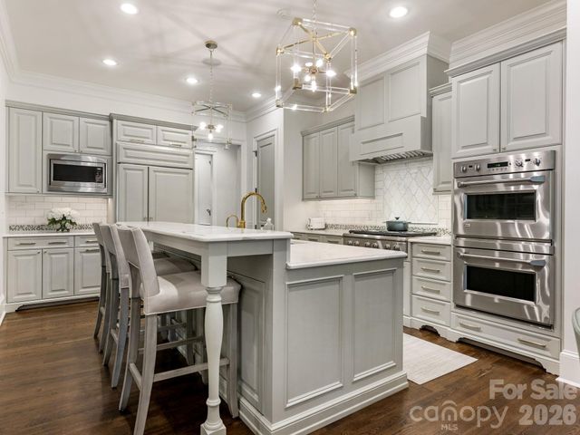 2946 Wheelock Road, Charlotte, NC 28211